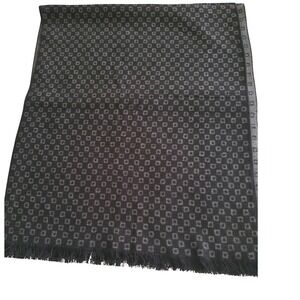 Black Saks Fifth Avenue Silk Scarf Geometric Pattern Fringed Rectangle Gray
